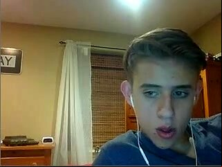 bareback Gorgeous Joyful Boy Cums Identity card Ass On Cam gay